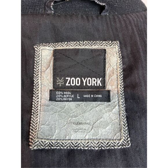 Men’s Wool Blend Outer Coat Zoo York Herringbone Pattern Size Large - Picture 11 of 11
